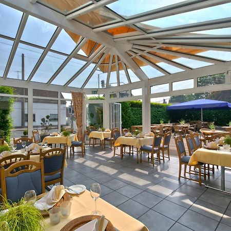 Landhotel Lohmann Langenfeld  Bagian luar foto